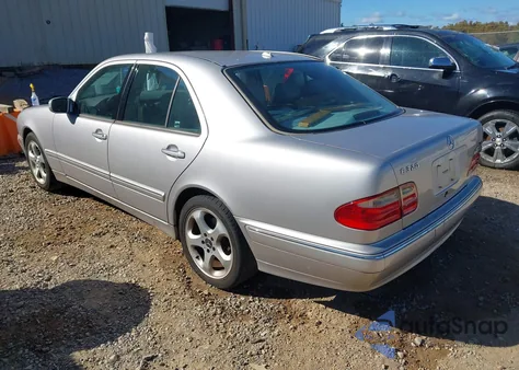 2002 Mercedes-Benz E 320 Special Edition from USA, damaged, VIN WDBJF65J82B473500